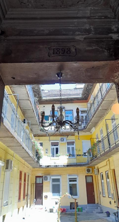 Unique&central - Quiet Place In Party District Appartement *